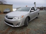 2012 Toyota Camry Hybrid XLE Front 3/4 View