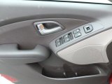 2013 Hyundai Tucson GLS Door Panel