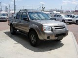2003 Nissan Frontier XE V6 Crew Cab 4x4 Front 3/4 View