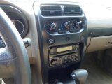 2004 Nissan Frontier XE V6 Crew Cab 4x4 Controls