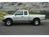 2000 Toyota Tacoma SR5 Extended Cab 4x4 Data, Info and Specs
