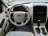2006 Ford Explorer XLT 4x4 Dashboard