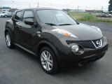 2011 Nissan Juke SL AWD Front 3/4 View