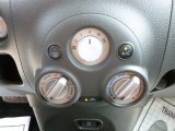 2012 Nissan Cube 1.8 S Indigo Limited Edition Controls