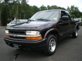 2000 Onyx Black Chevrolet S10 LS Extended Cab #68361748