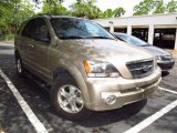 Sand Beige Kia Sorento in 2006