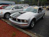 2007 Satin Silver Metallic Ford Mustang V6 Deluxe Coupe #68366949