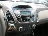 2013 Hyundai Tucson GL Controls