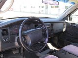 2004 Dodge Dakota SXT Regular Cab 4x4 Dashboard