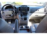 2007 Hyundai Entourage Limited Dashboard