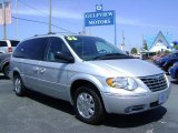 2006 Bright Silver Metallic Chrysler Town & Country Limited #6834792