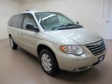 2006 Linen Gold Metallic Chrysler Town & Country Limited #68579083