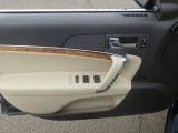 2011 Lincoln MKZ AWD Door Panel