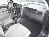2007 Jeep Compass Sport 4x4 Dashboard