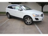 2013 Volvo XC60 T6 AWD Front 3/4 View