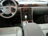 2005 Ford Five Hundred SEL Dashboard