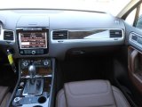 2013 Volkswagen Touareg VR6 FSI Executive 4XMotion Dashboard