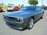 2011 Dodge Challenger R/T Front 3/4 View