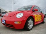 2003 Uni Red Volkswagen New Beetle GL Coupe #6887579
