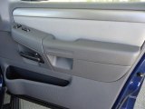 2004 Ford Explorer XLT 4x4 Door Panel