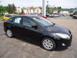 2012 Tuxedo Black Metallic Ford Focus SE Sedan #68954049