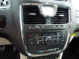 2012 Chrysler Town & Country Touring - L Controls
