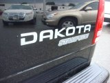 Dodge Dakota 2004 Badges and Logos