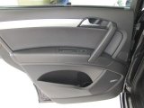 2008 Audi Q7 4.2 Premium quattro Door Panel