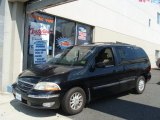 Black Ford Windstar in 2000