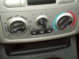 2006 Chevrolet Cobalt SS Supercharged Coupe Controls