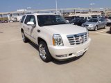 2013 Cadillac Escalade Luxury Front 3/4 View