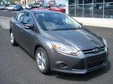 2013 Ford Focus SE Sedan Data, Info and Specs