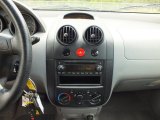 2004 Chevrolet Aveo LS Sedan Controls