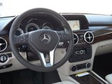 2013 Mercedes-Benz GLK 350 4Matic Dashboard