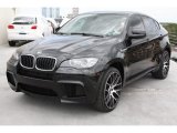 2012 BMW X6 M  Front 3/4 View