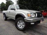 2004 Toyota Tacoma SR5 Xtracab 4x4 Front 3/4 View