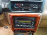 2002 Isuzu Rodeo LS Controls