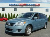 2010 Volkswagen Routan SE