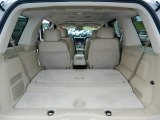 2005 Lincoln Aviator Luxury Trunk