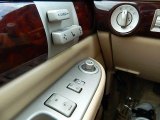 2005 Lincoln Aviator Luxury Controls