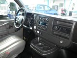 2009 GMC Savana Cutaway 3500 Commercial Moving Truck Dashboard
