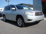 2009 Classic Silver Metallic Toyota Highlander V6 4WD #69592322