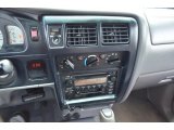 2002 Toyota Tacoma PreRunner Xtracab Controls