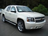 Chevrolet Avalanche 2013 Data, Info and Specs