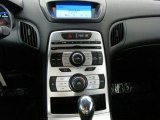 2010 Hyundai Genesis Coupe 3.8 Grand Touring Controls