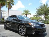 2012 Chrysler 200 S Sedan Front 3/4 View