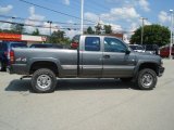 Medium Charcoal Gray Metallic Chevrolet Silverado 2500 in 2002