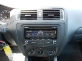 2013 Volkswagen Jetta S Sedan Controls
