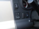2012 Toyota FJ Cruiser 4WD Controls