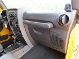 2009 Jeep Wrangler X 4x4 Dashboard